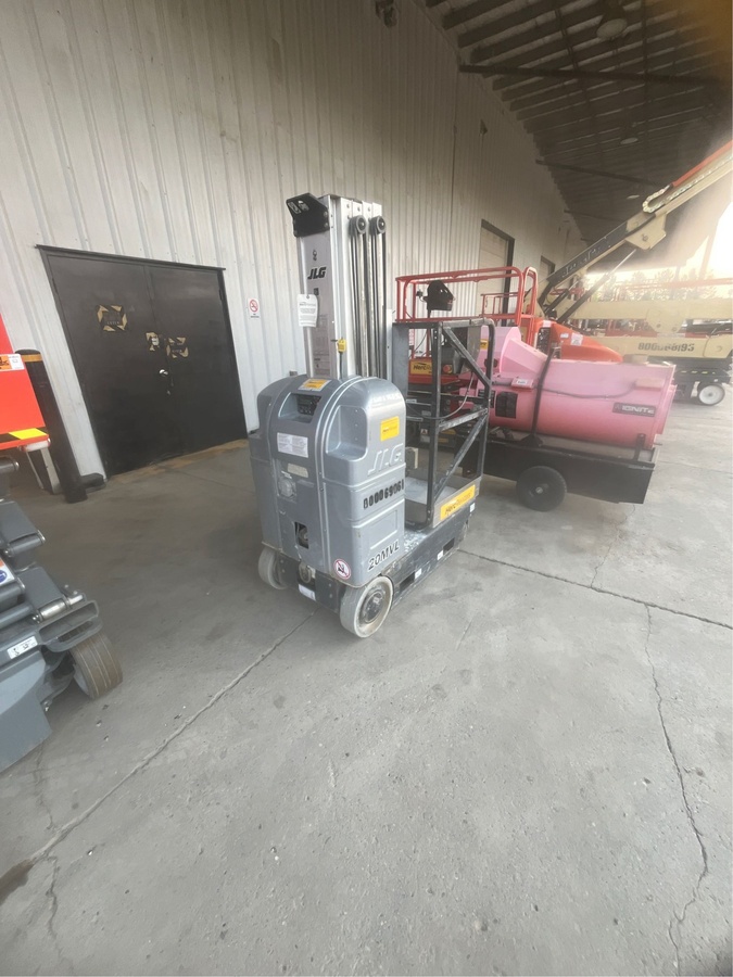2015 JLG 20MVL-2
