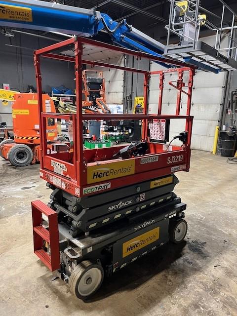2021 Skyjack SJ3219