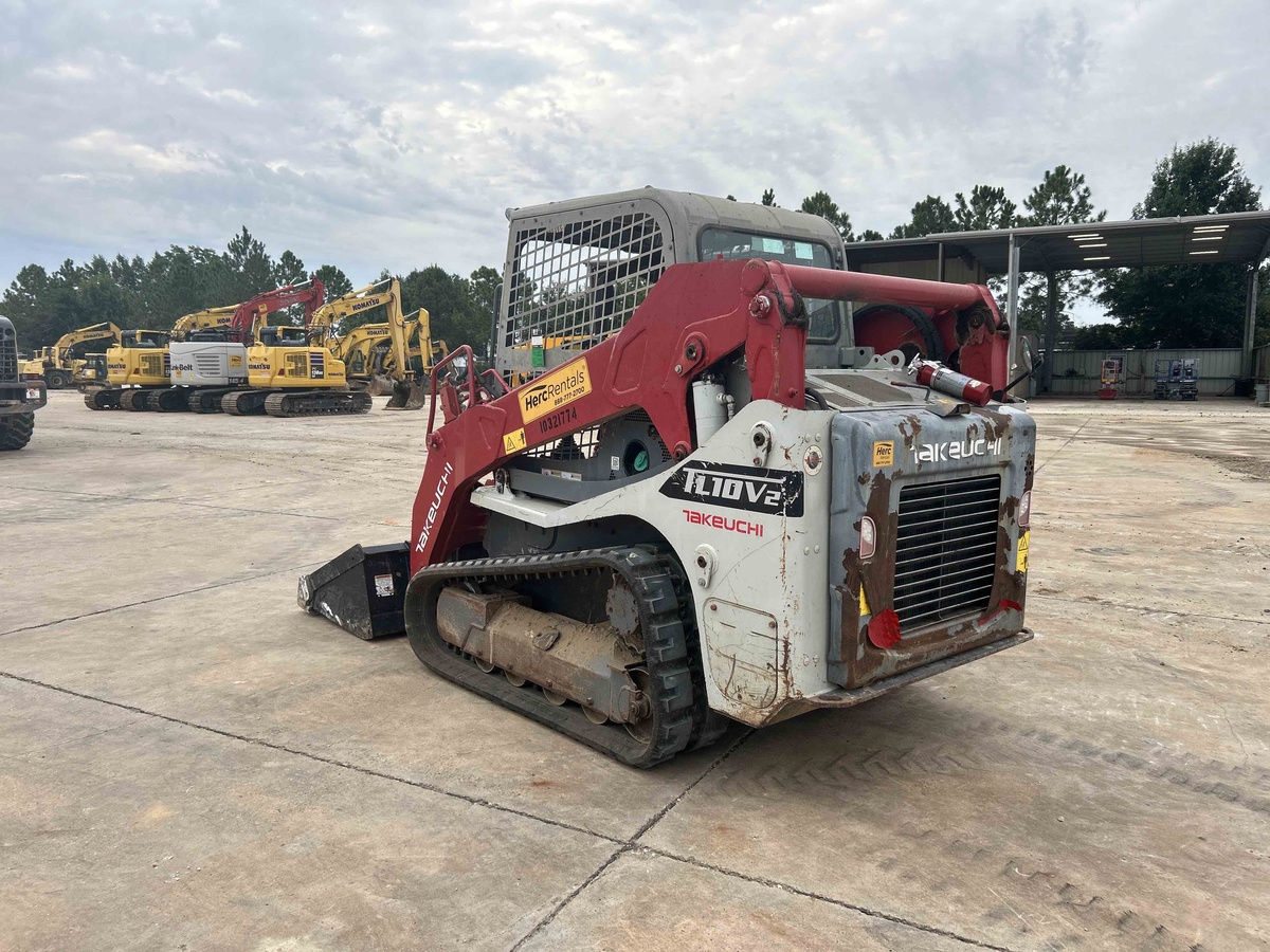 2021 Takeuchi TL10V2-11
