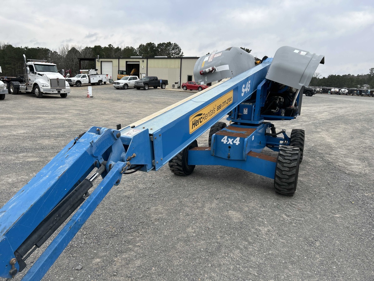 2018 Genie S-45-17