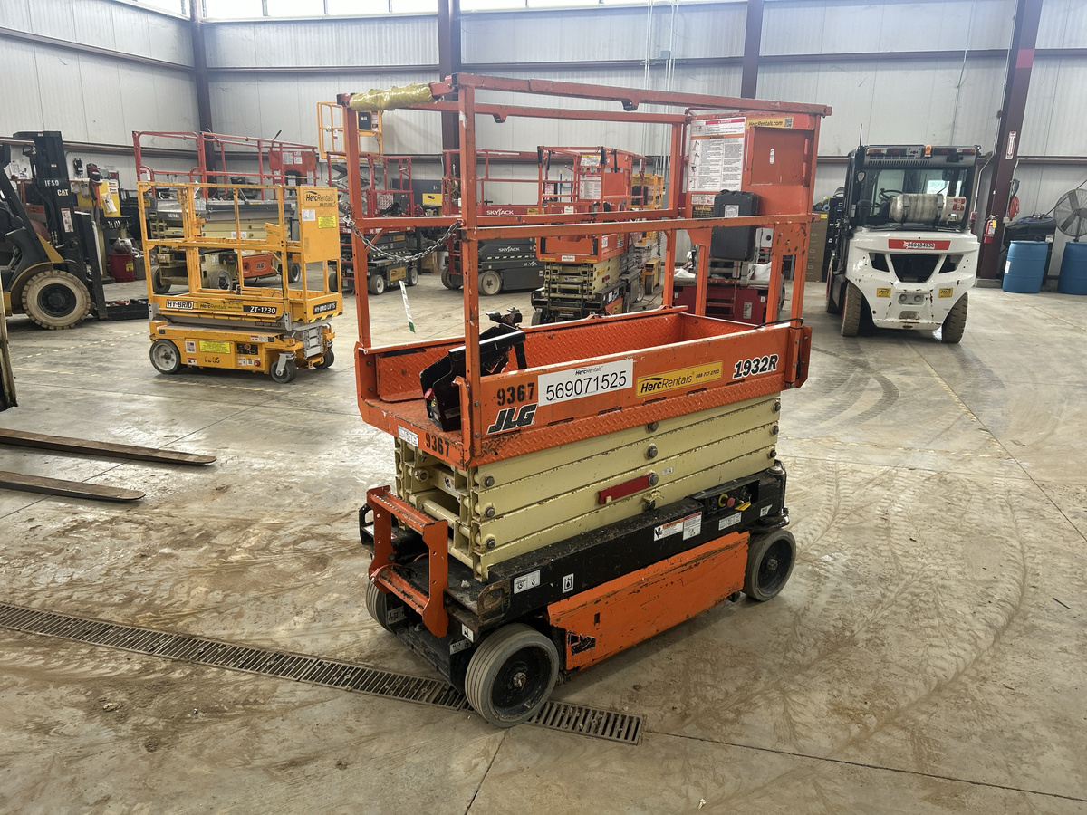 2018 JLG 1932R-4