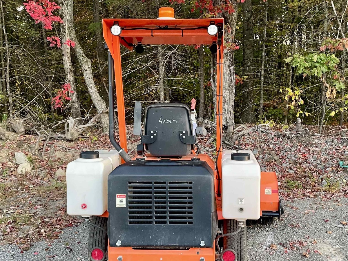 2022 LayMor SM300-4