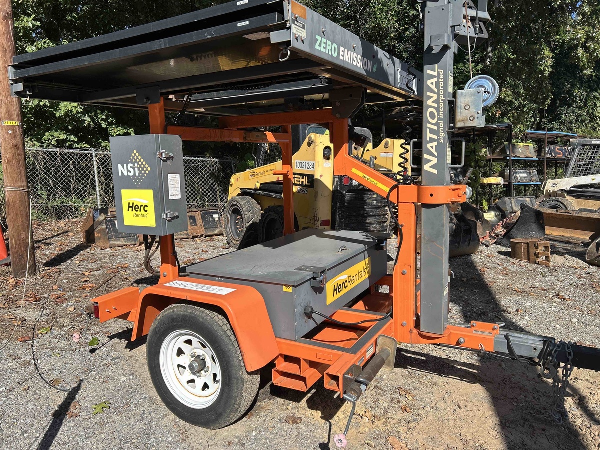 2020 National Signal LTS 160 Solar Light-2