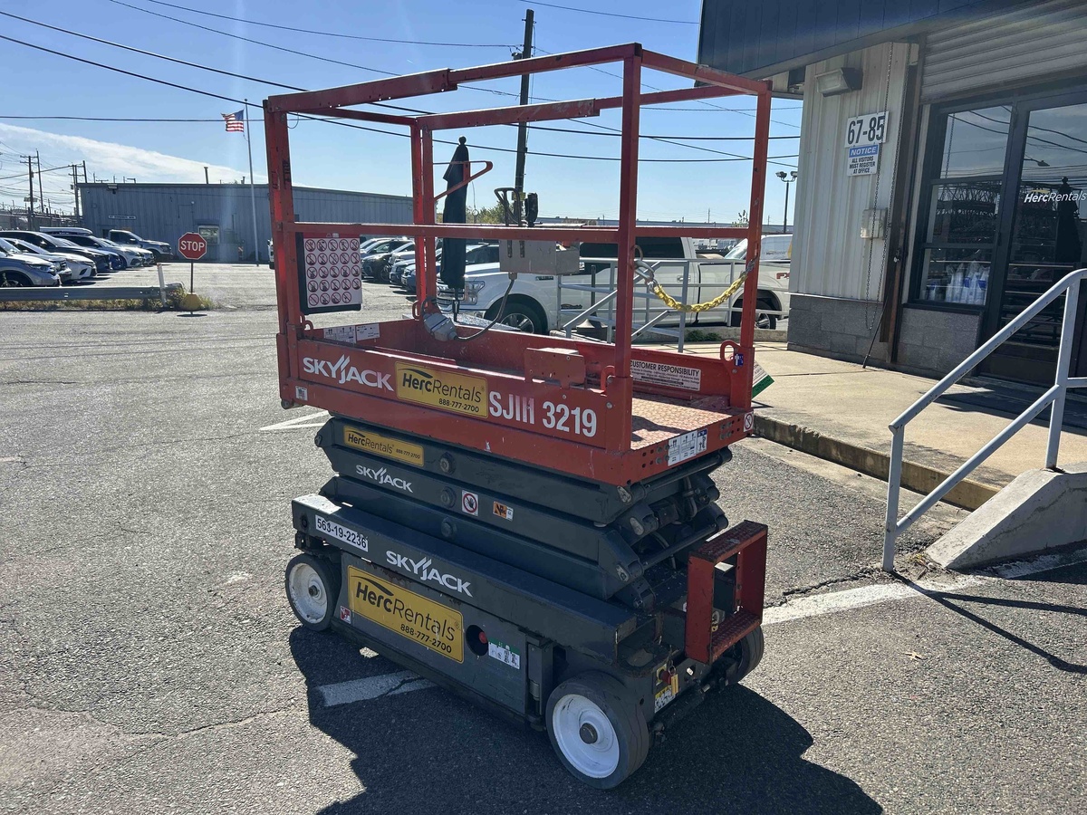 2018 Skyjack SJ3219-2