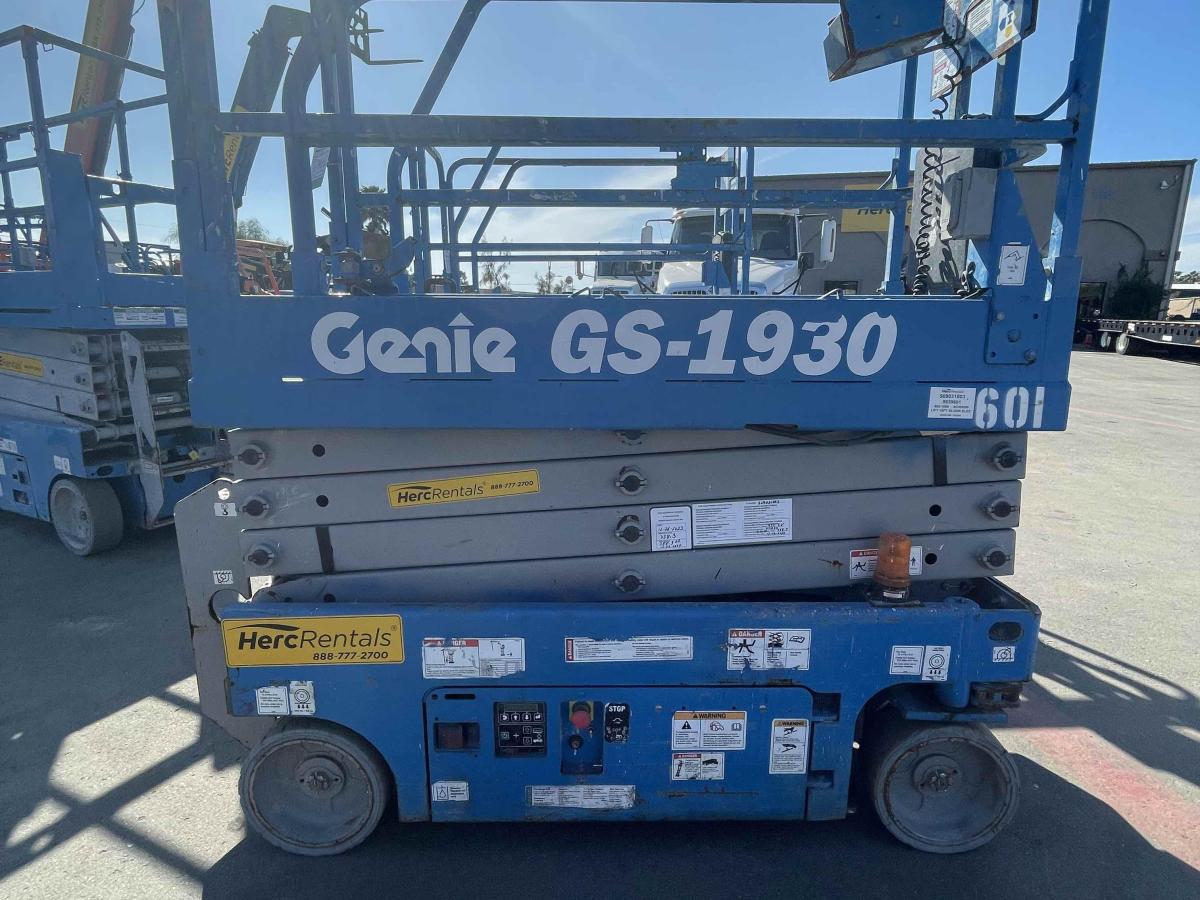 2016 Genie GS-1930