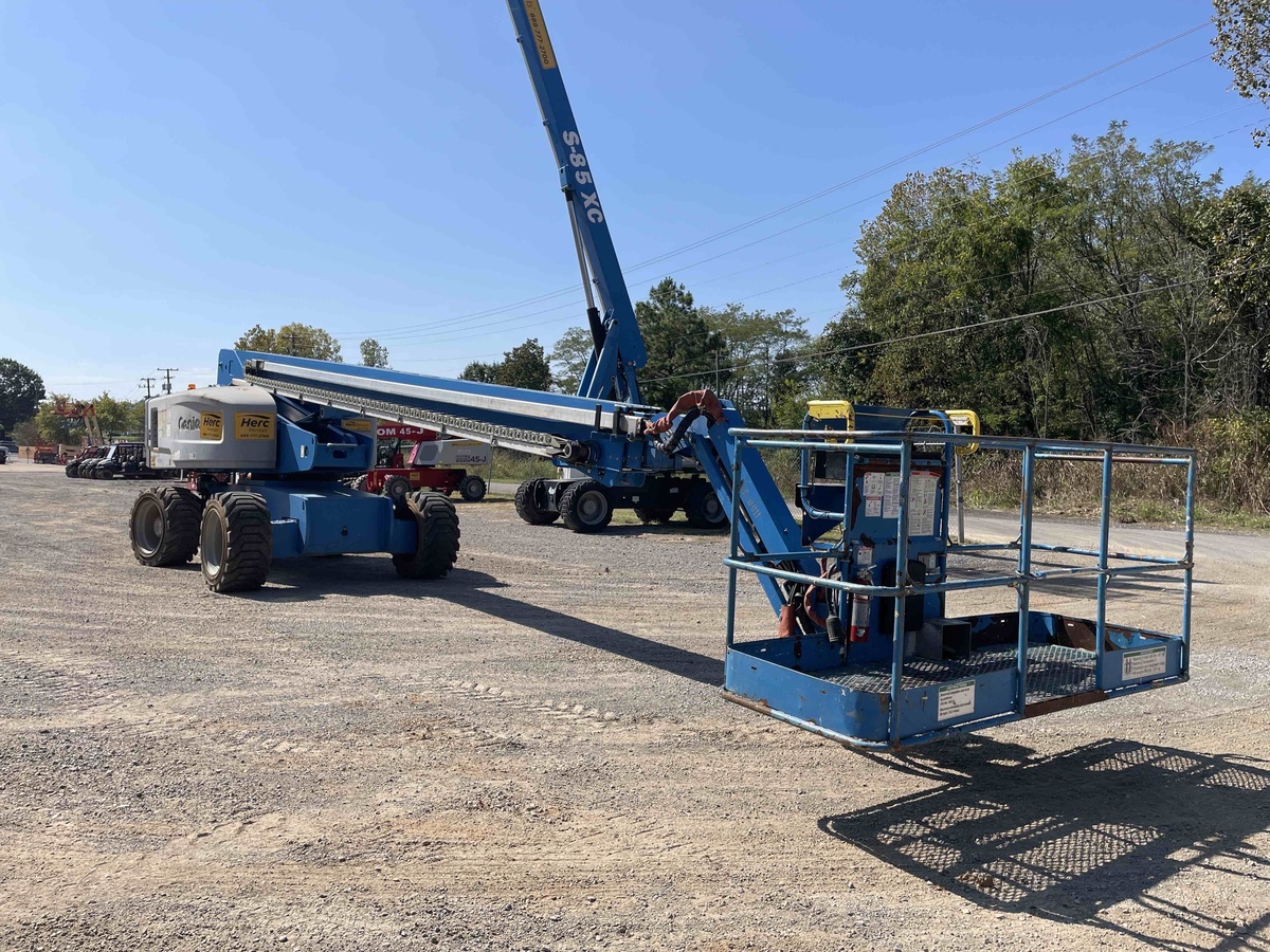 2015 Genie S-85
