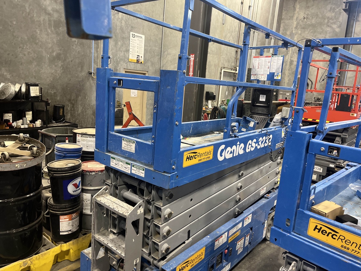 2018 Genie GS-3232-3