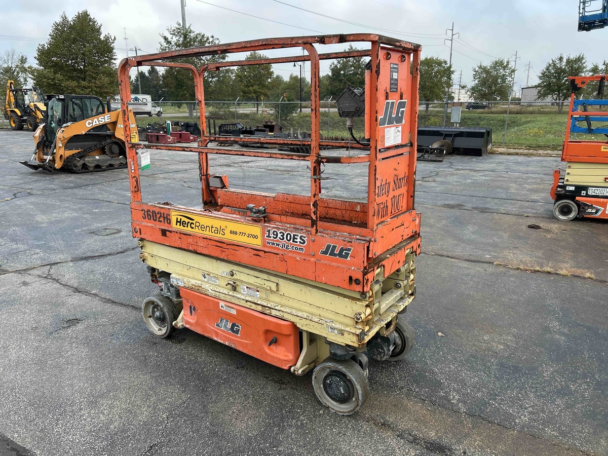 2016 JLG 1930ES