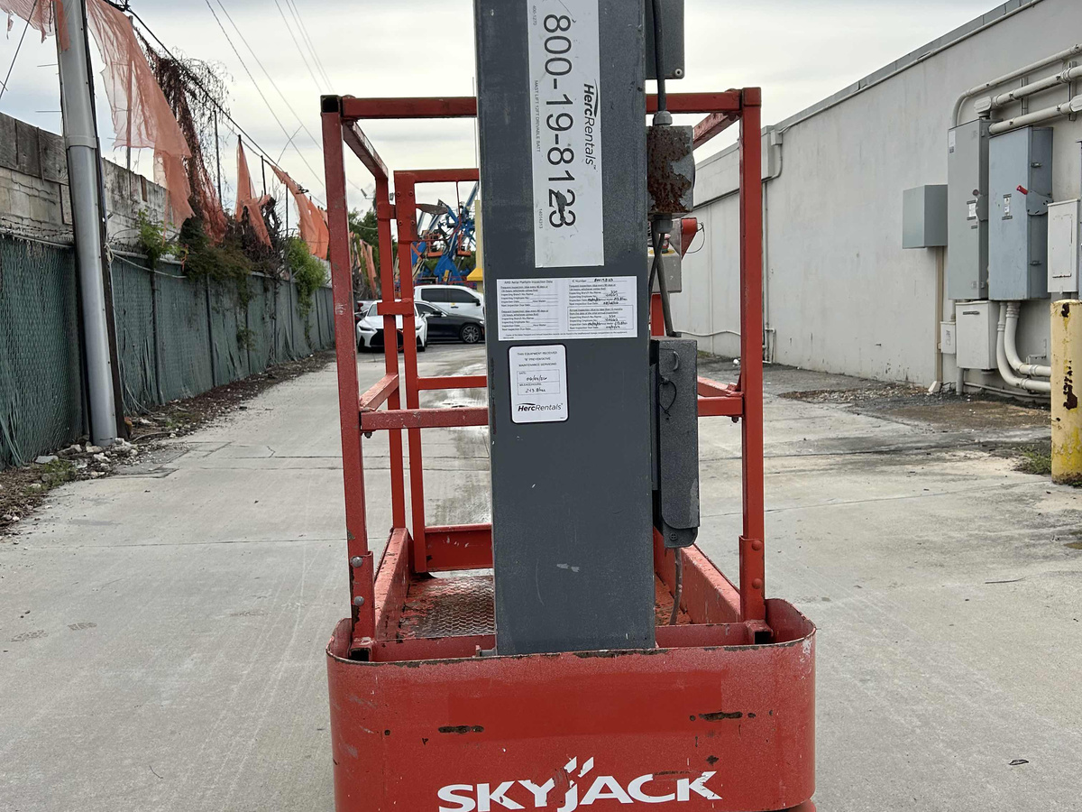 2018 Skyjack SJ12-4