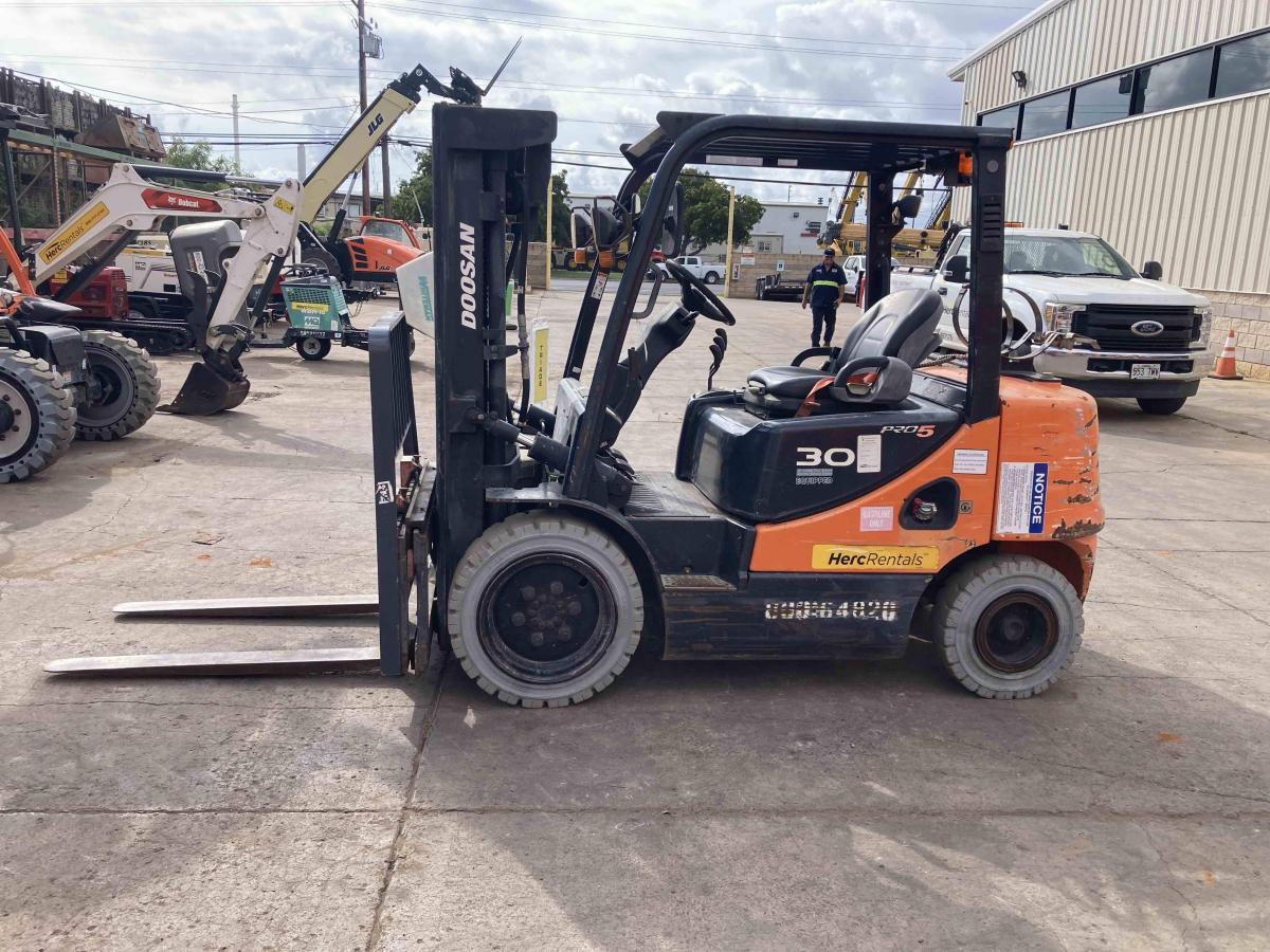 2017 Doosan G30E-5