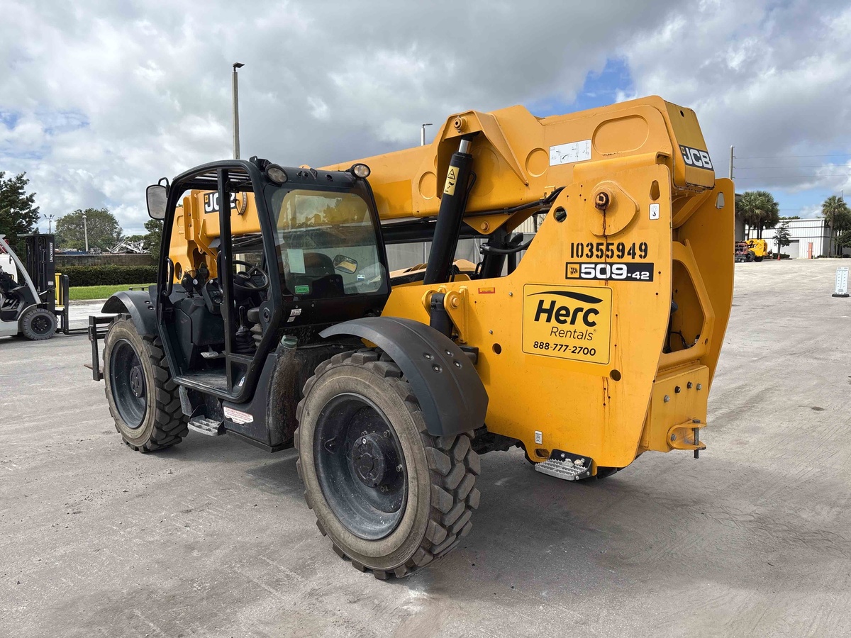2022 JCB 509-42-4