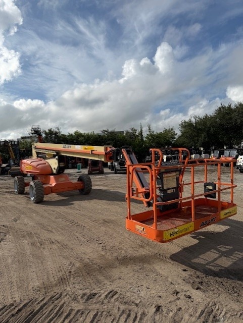 2019 JLG M600JP-3