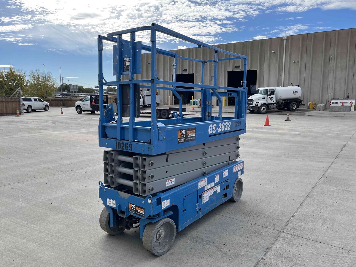 2017 Genie GS-2632-3