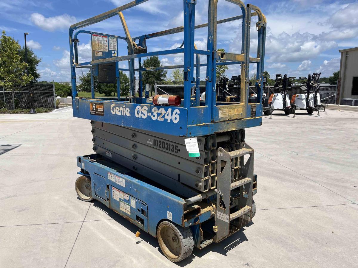 2016 Genie GS-3246-2