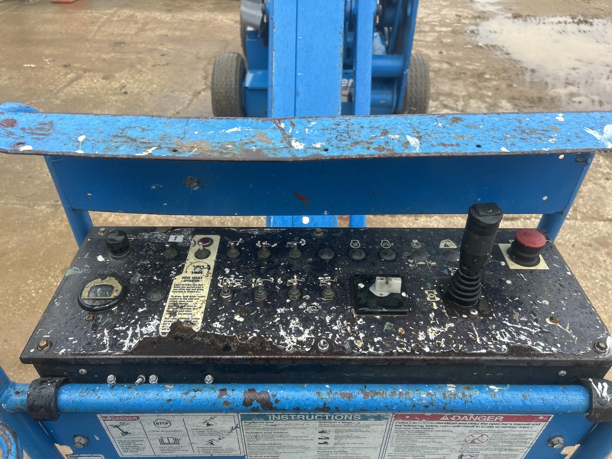 2016 Genie Z-45/25-9