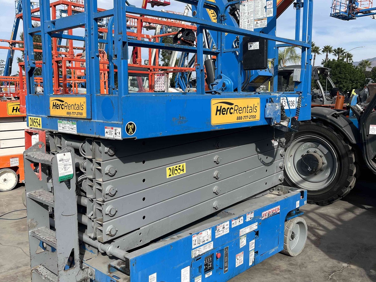 2016 Genie GS-4047-4