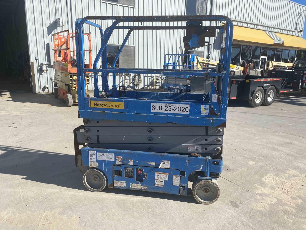 2018 Genie GS-1930