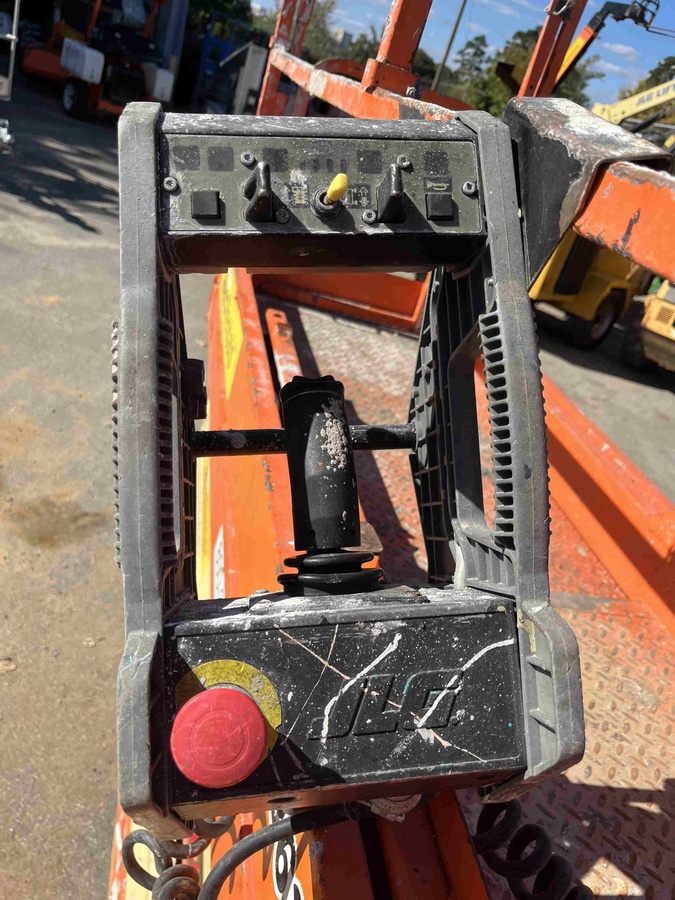 2018 JLG 2632ES-6