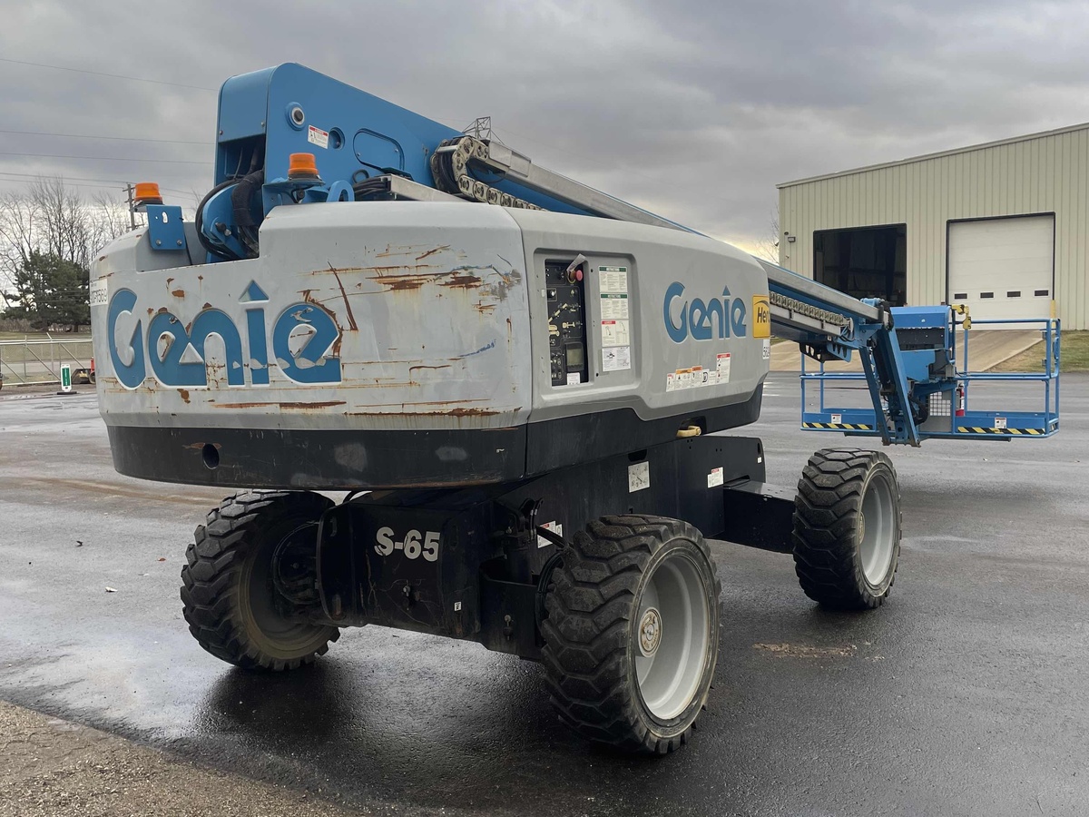 2018 Genie S-65