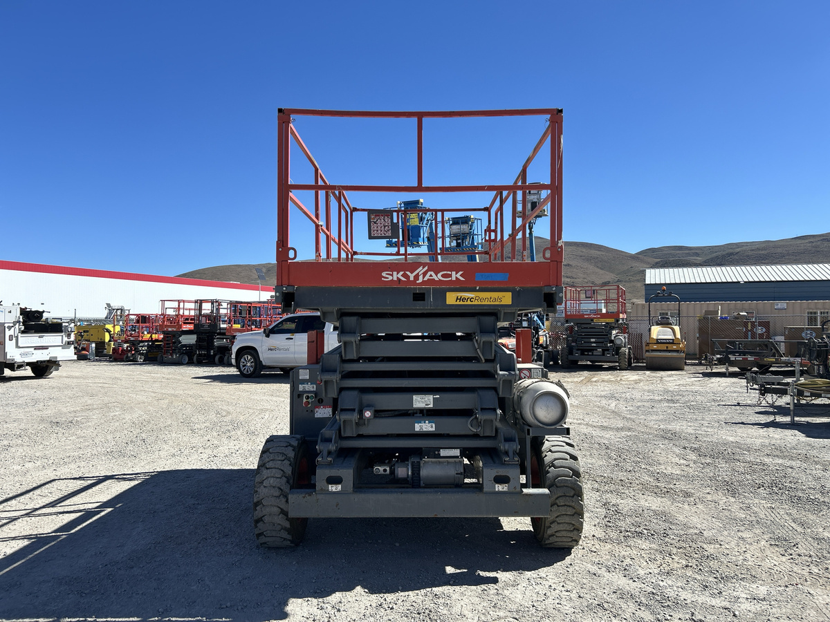 2017 Skyjack SJ8841 RT-3