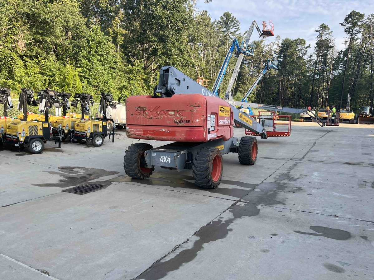 2016 Skyjack SJ82 T-15