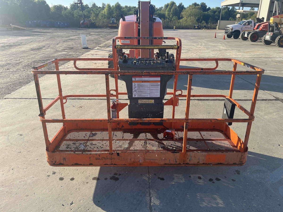 2018 JLG 460SJ-5