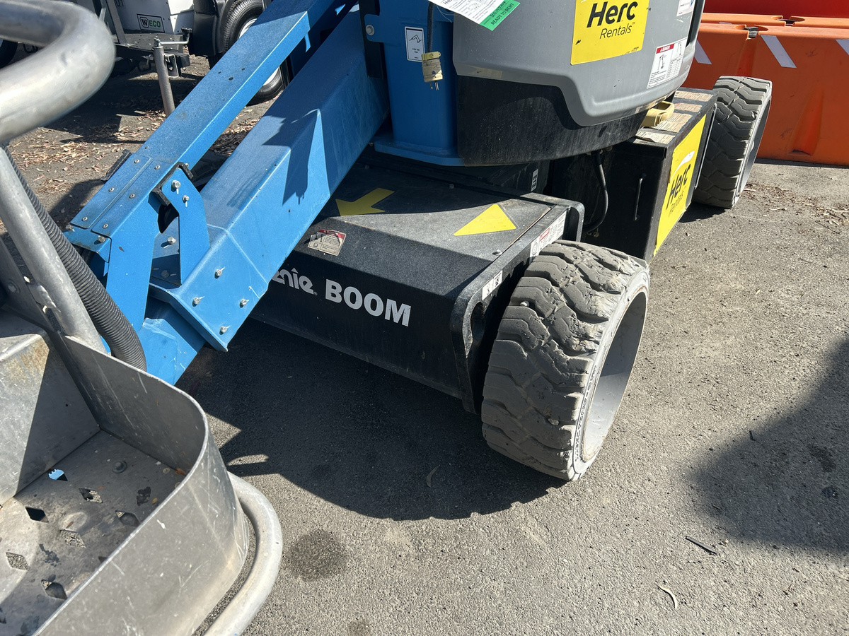 2018 Genie Z-33/18-6