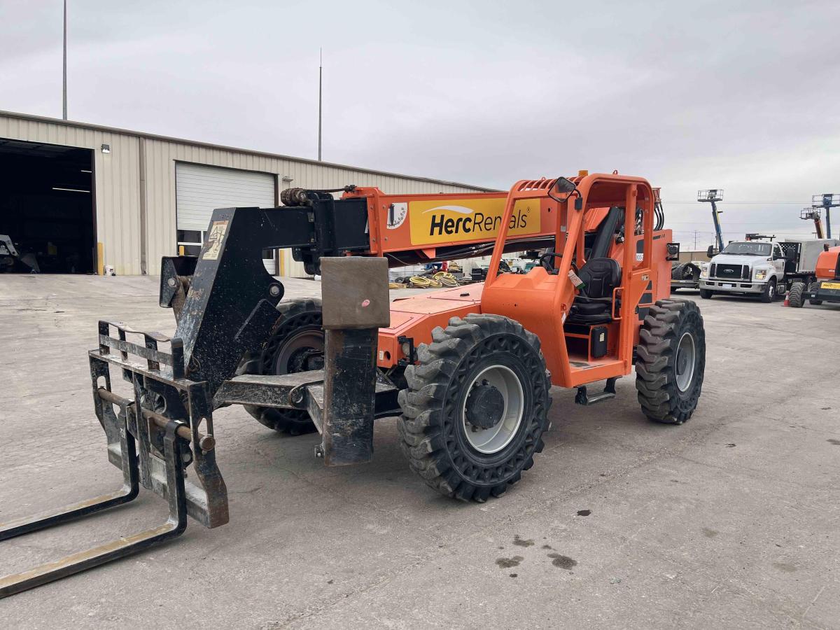 2020 SkyTrak 10042