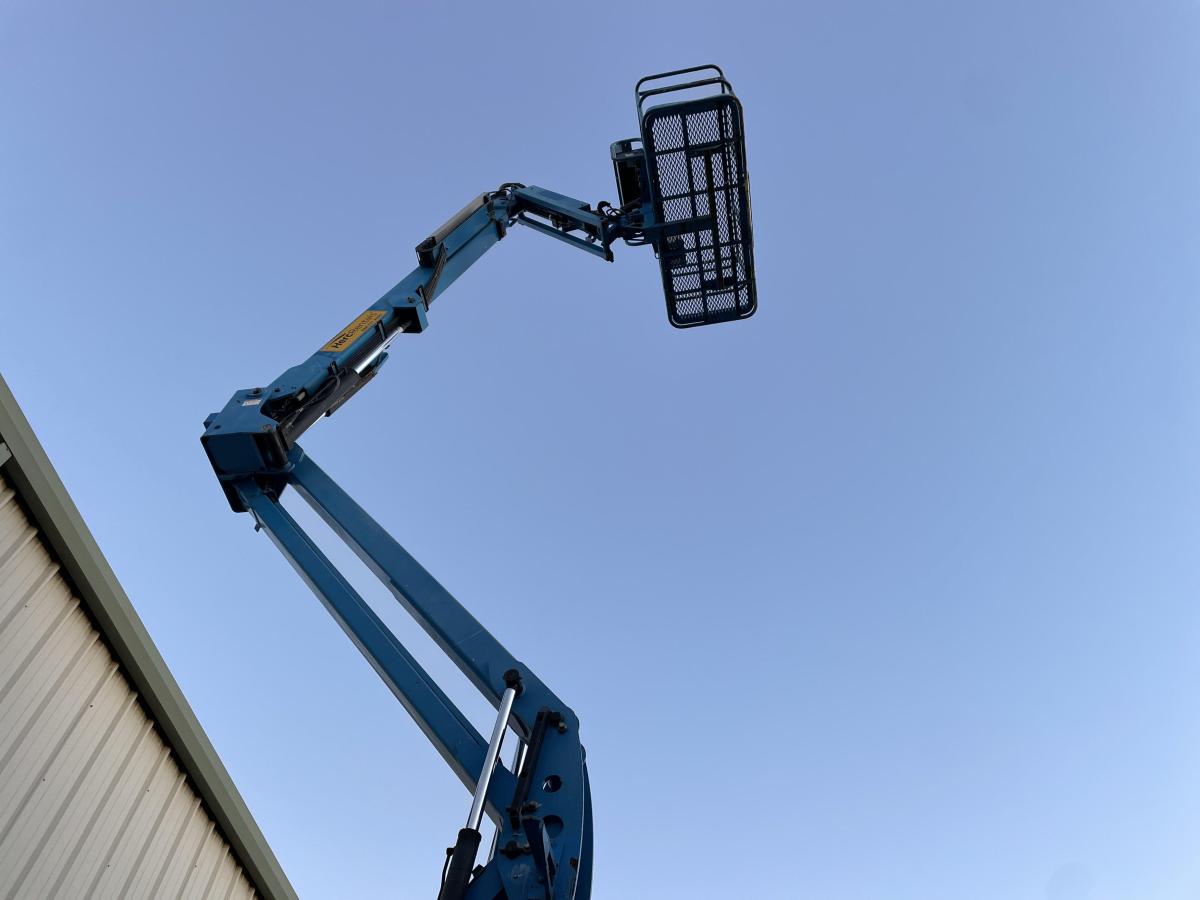 2015 Genie Z-45/25