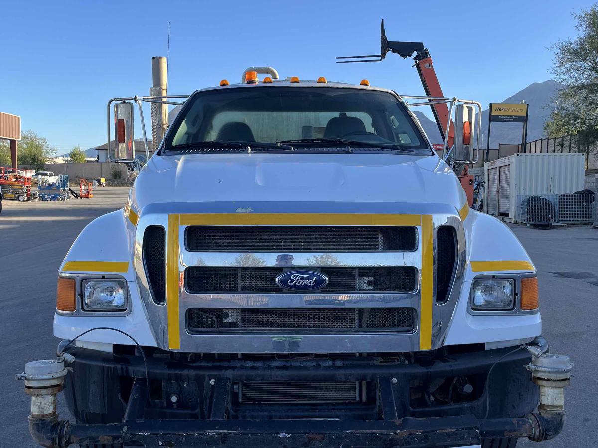 2015 Ford F750