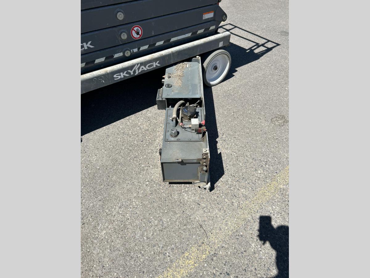 2018 Skyjack SJ4740-5