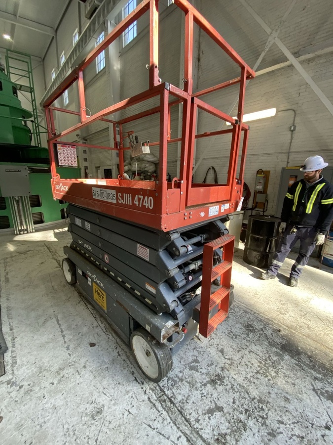 2018 Skyjack SJ4740-2