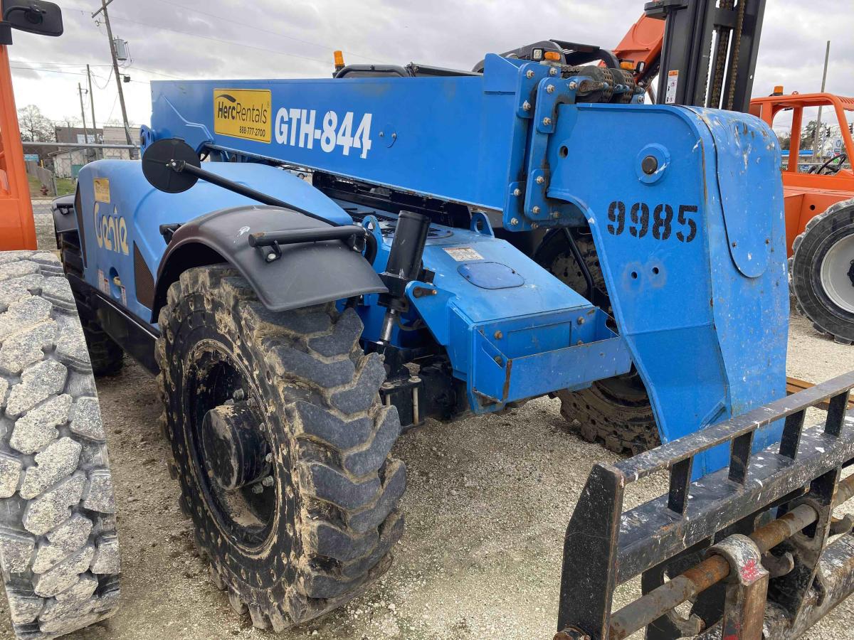 2019 Genie GTH 844