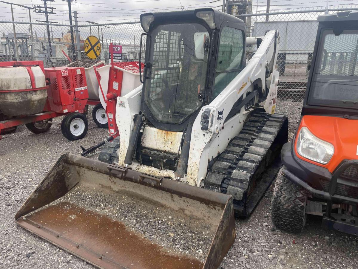 2021 Bobcat T740