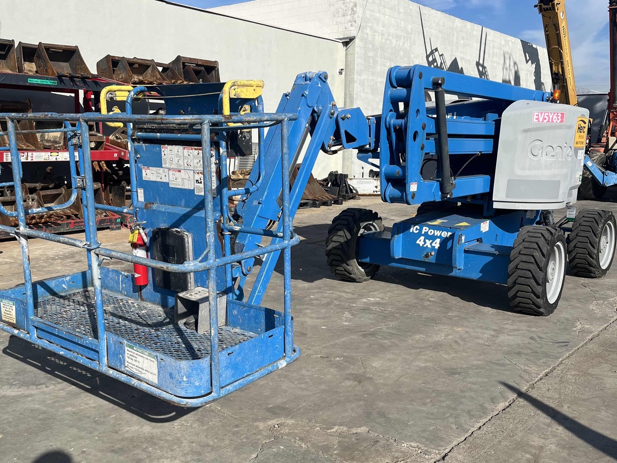 2018 Genie Z-45/25J RT