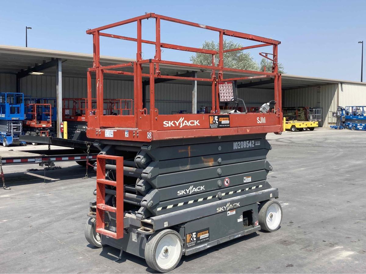 2017 Skyjack SJ4740