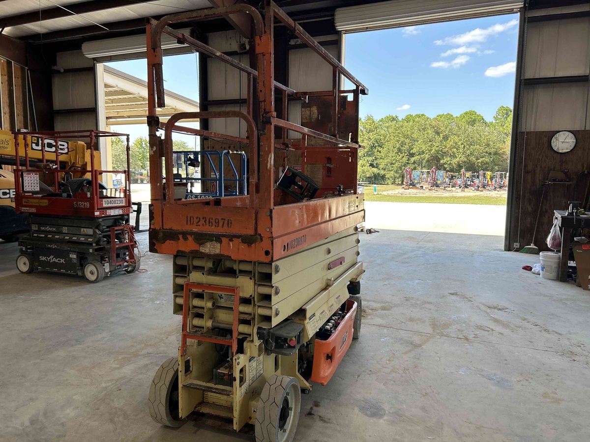 2018 JLG 2632ES-2
