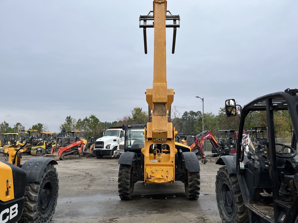 2019 JCB 509-42-7
