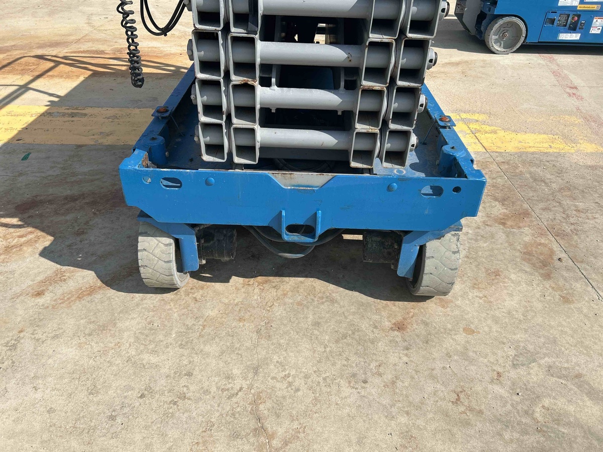 2018 Genie GS-3246-6