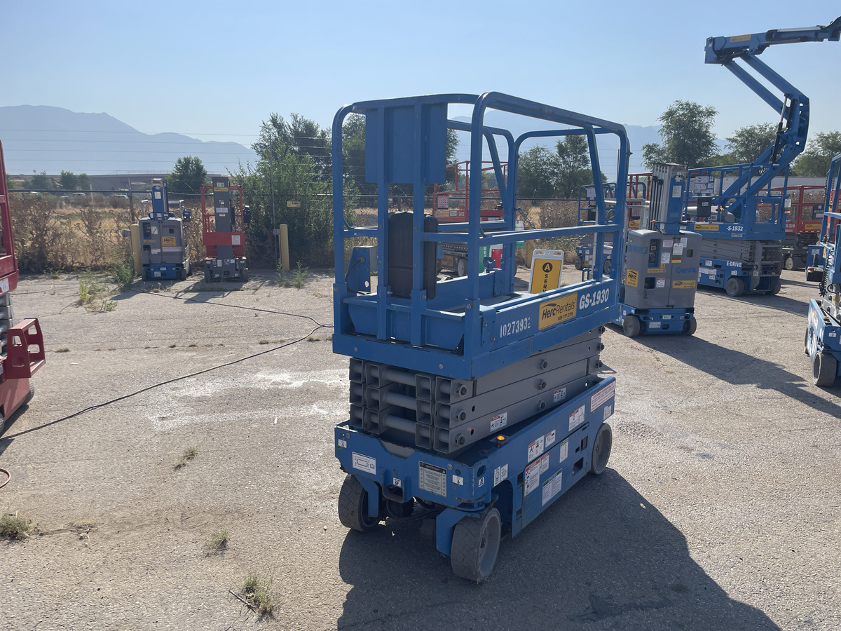 2019 Genie GS-1930-4