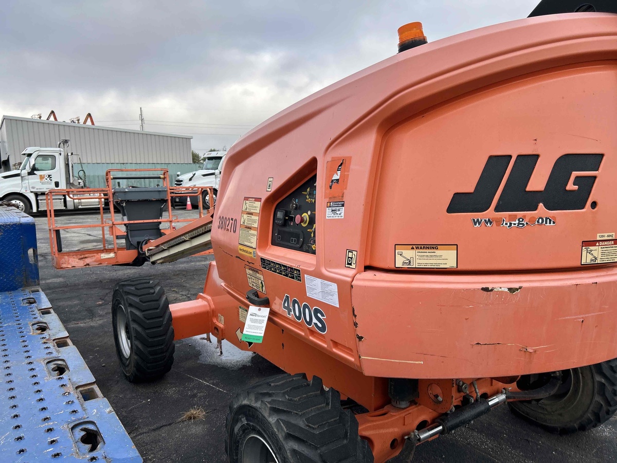 2016 JLG 400S-4