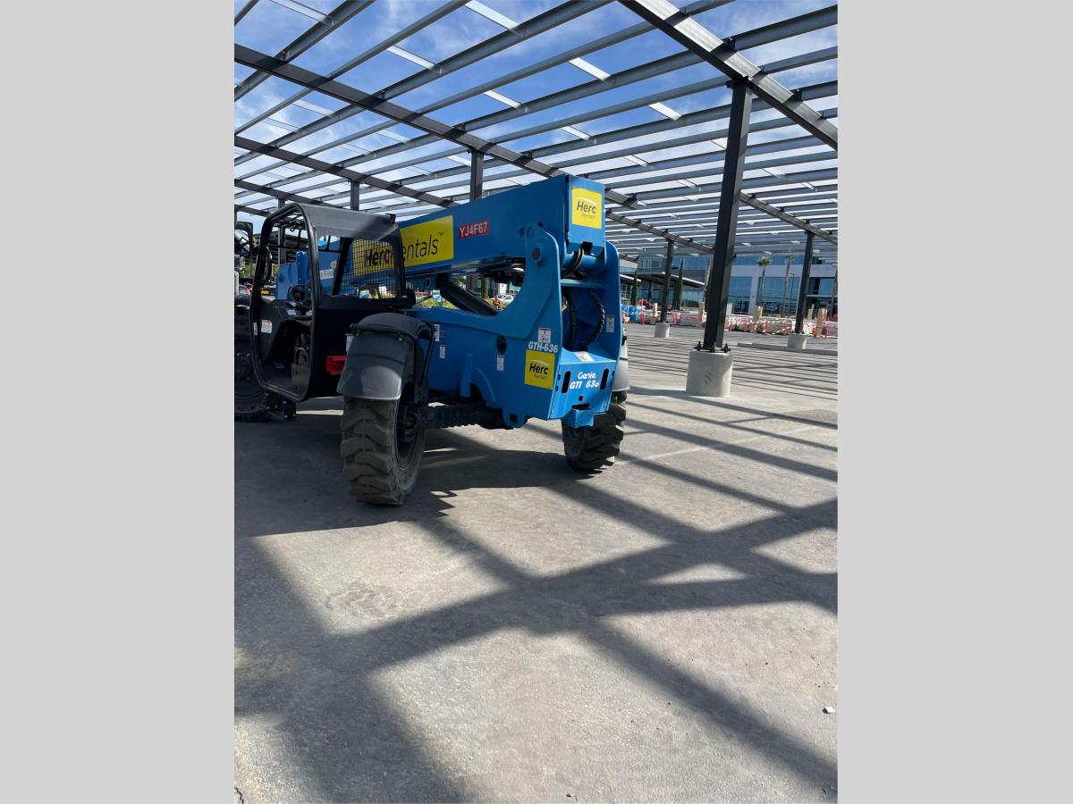 2018 Genie GTH-636