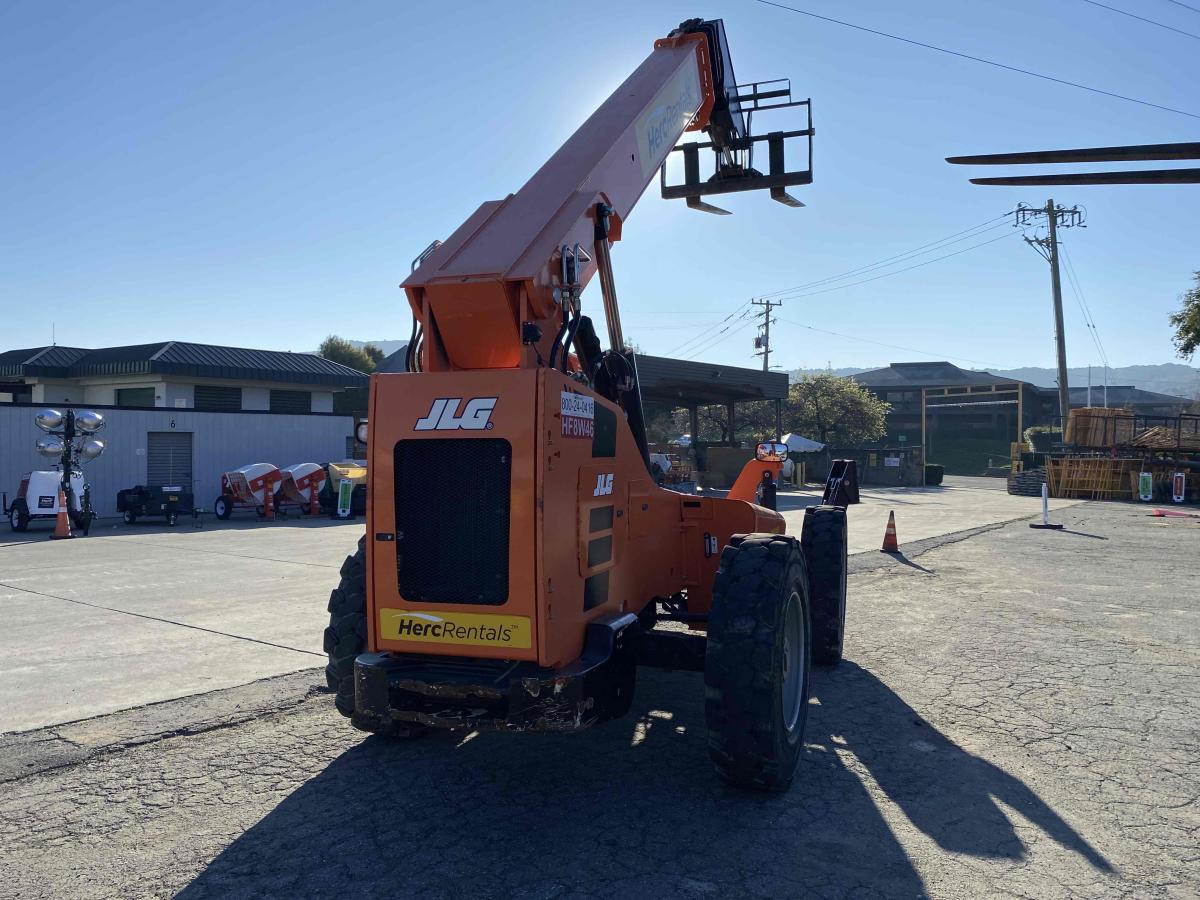 2018 SkyTrak 10042