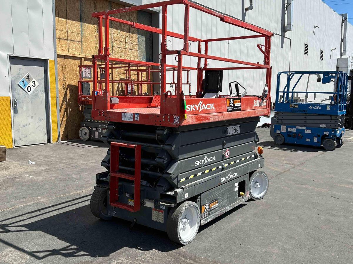 2016 Skyjack SJ4632