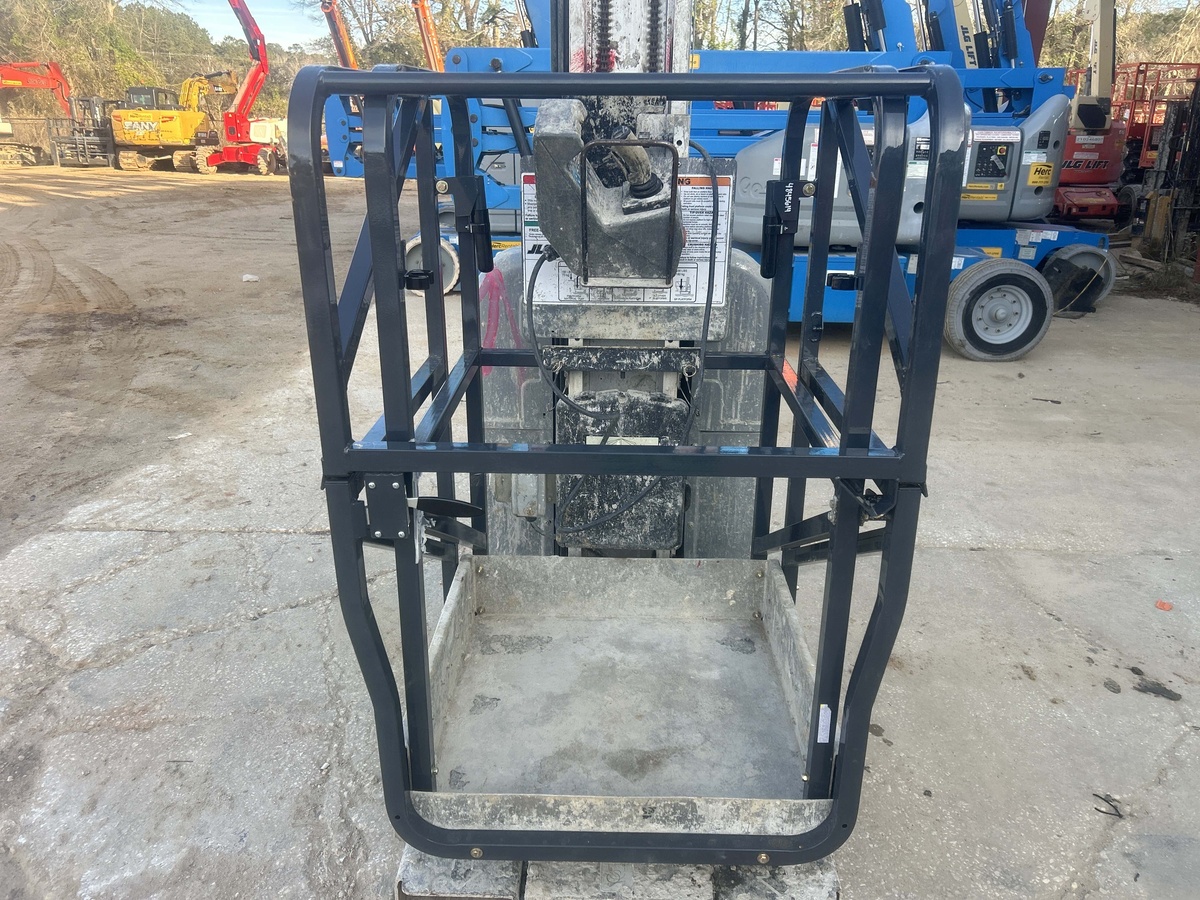 2018 JLG 20MVL-7