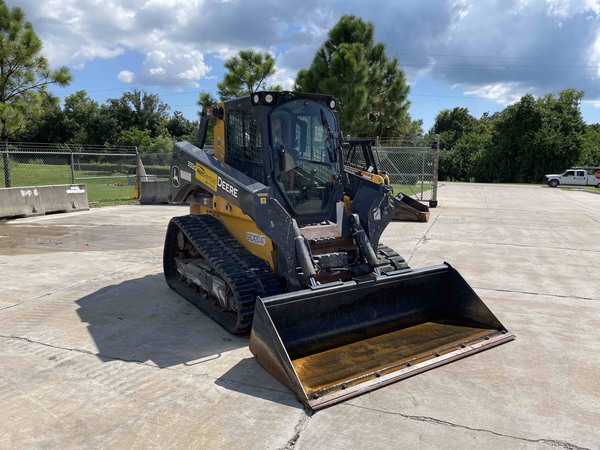 2022 John Deere 333G-2