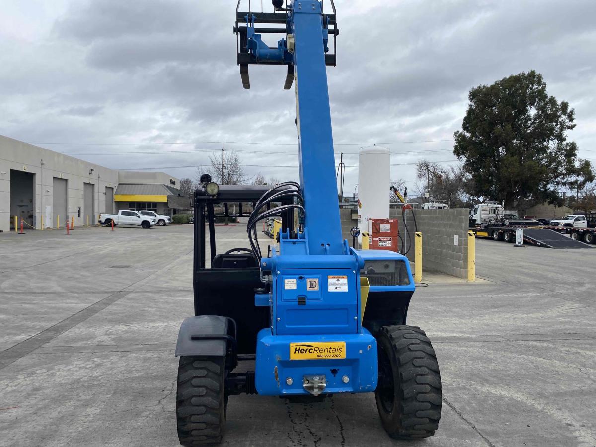 2017 Genie GTH-5519