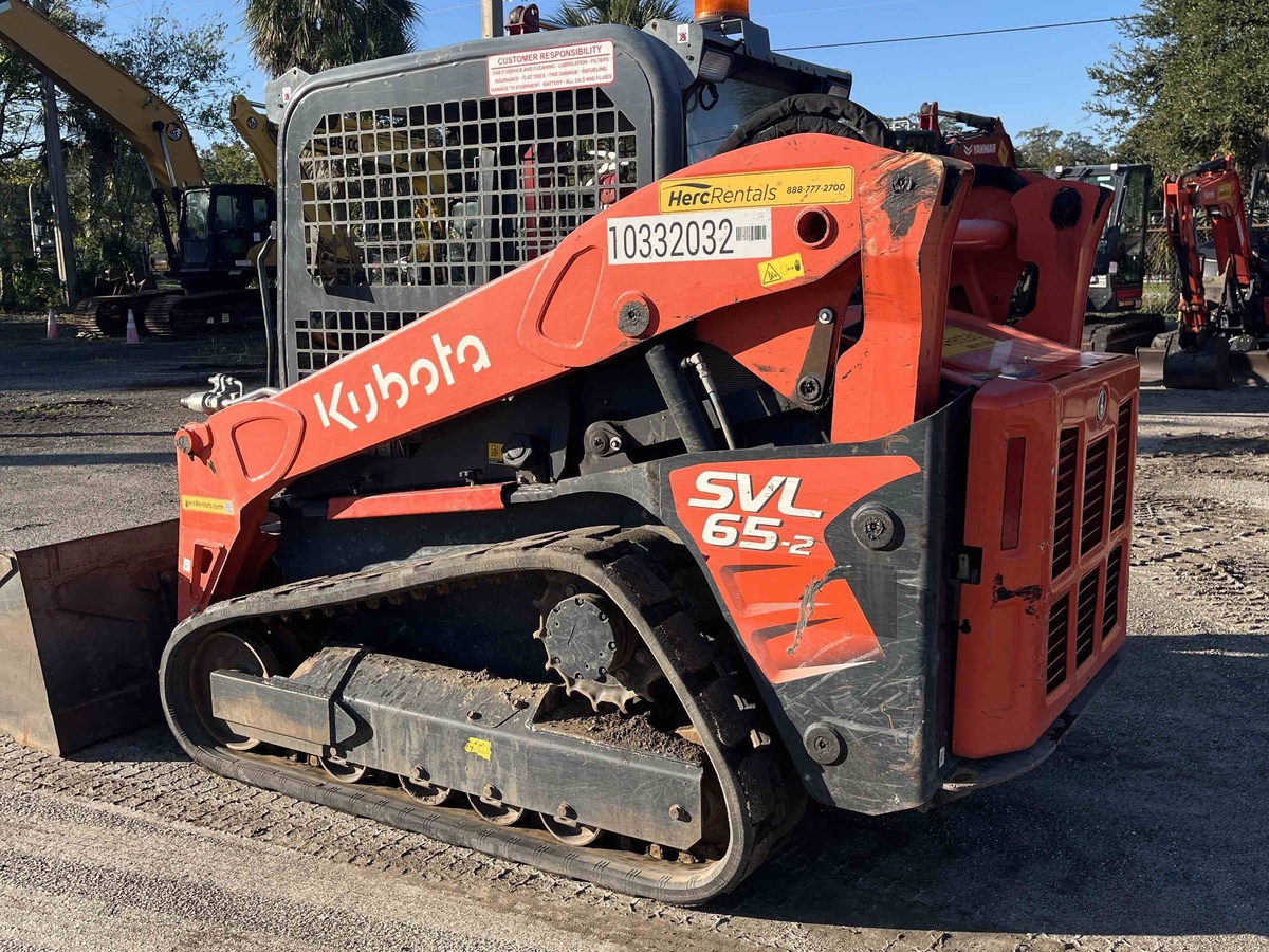 2021 Kubota SVL65-2-3