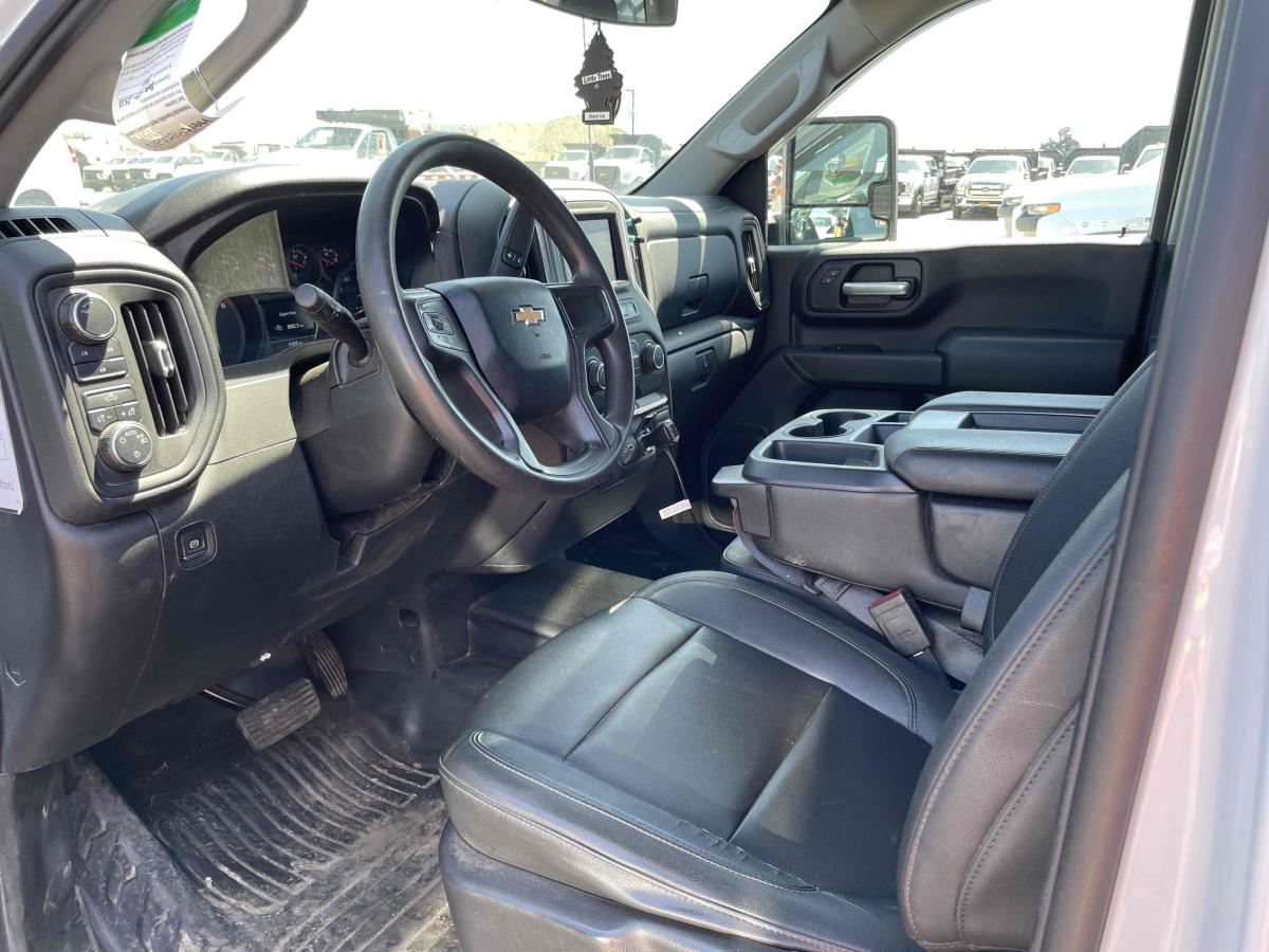 2021 Chevrolet 3500-6