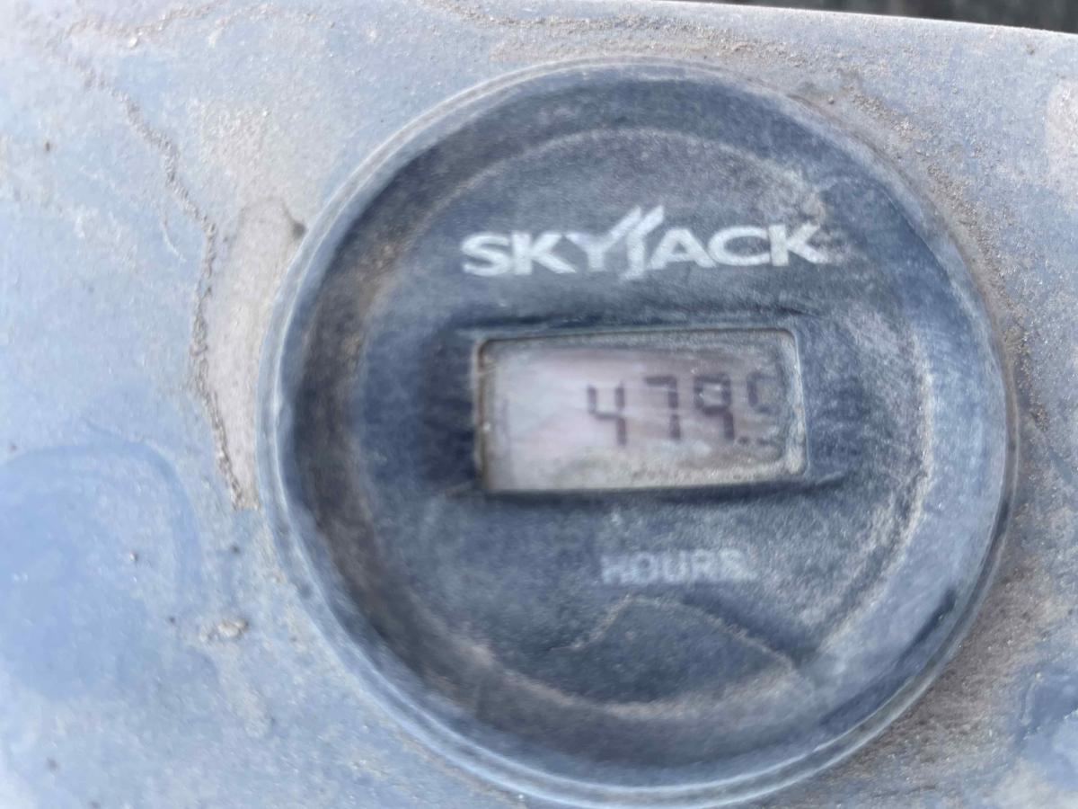 2018 Skyjack SJ4740-8